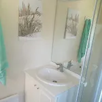 Mobil Dans Aquatique Кемпинг Йер