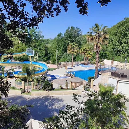 Mobil Dans Aquatique