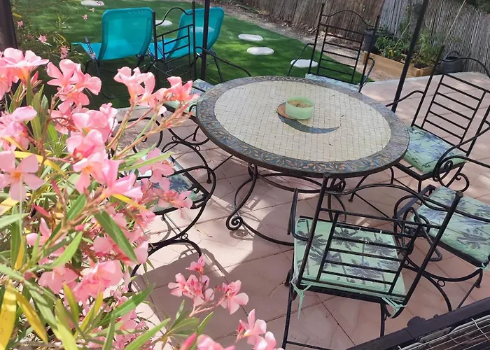 Mobil Dans Aquatique Camping Hyères